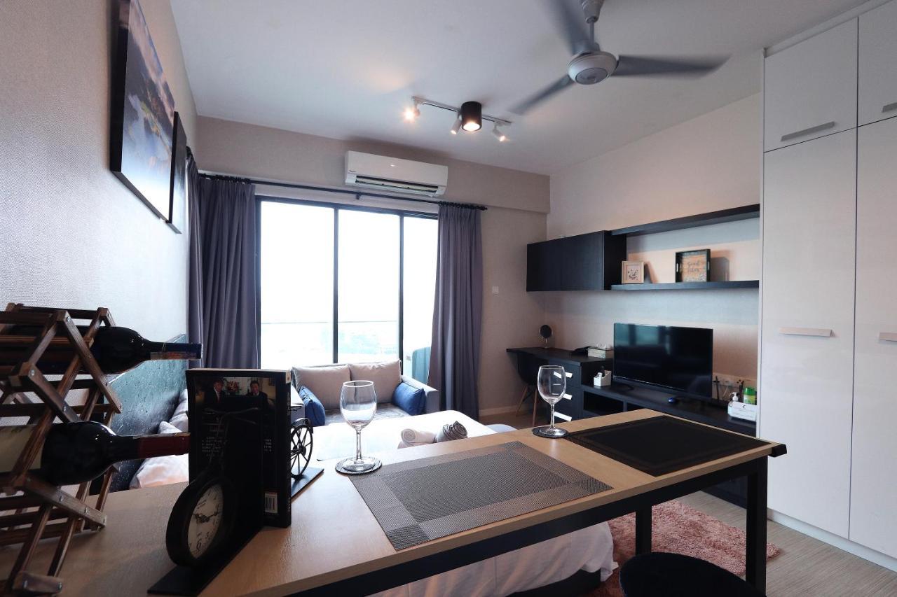Lily & Loft - The Grand Sofo, Petaling Jaya Apartment Екстериор снимка