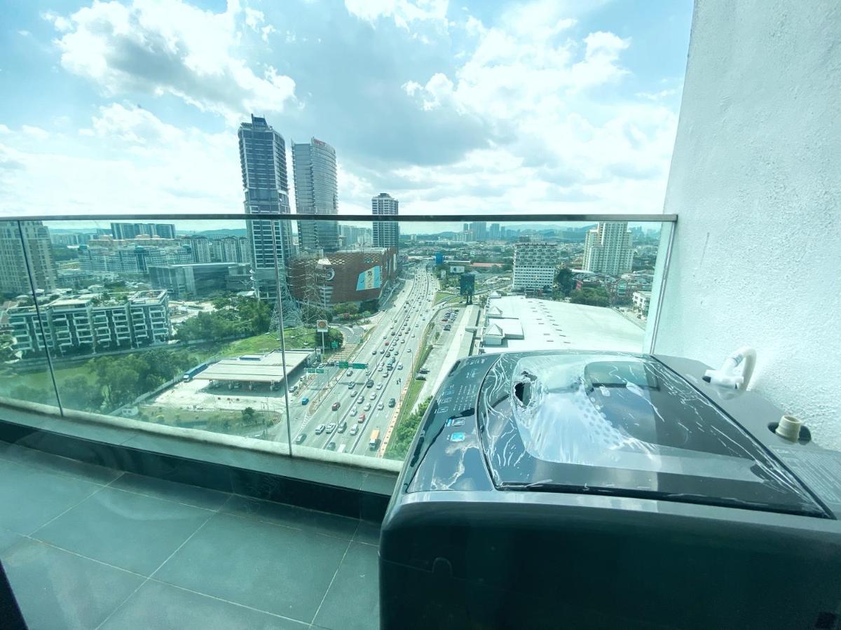 Lily & Loft - The Grand Sofo, Petaling Jaya Apartment Екстериор снимка