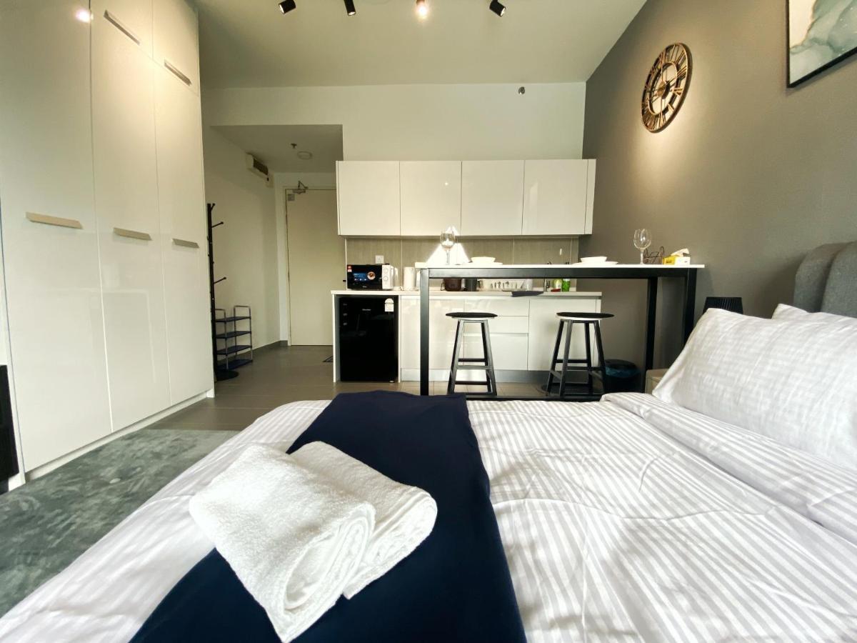 Lily & Loft - The Grand Sofo, Petaling Jaya Apartment Екстериор снимка